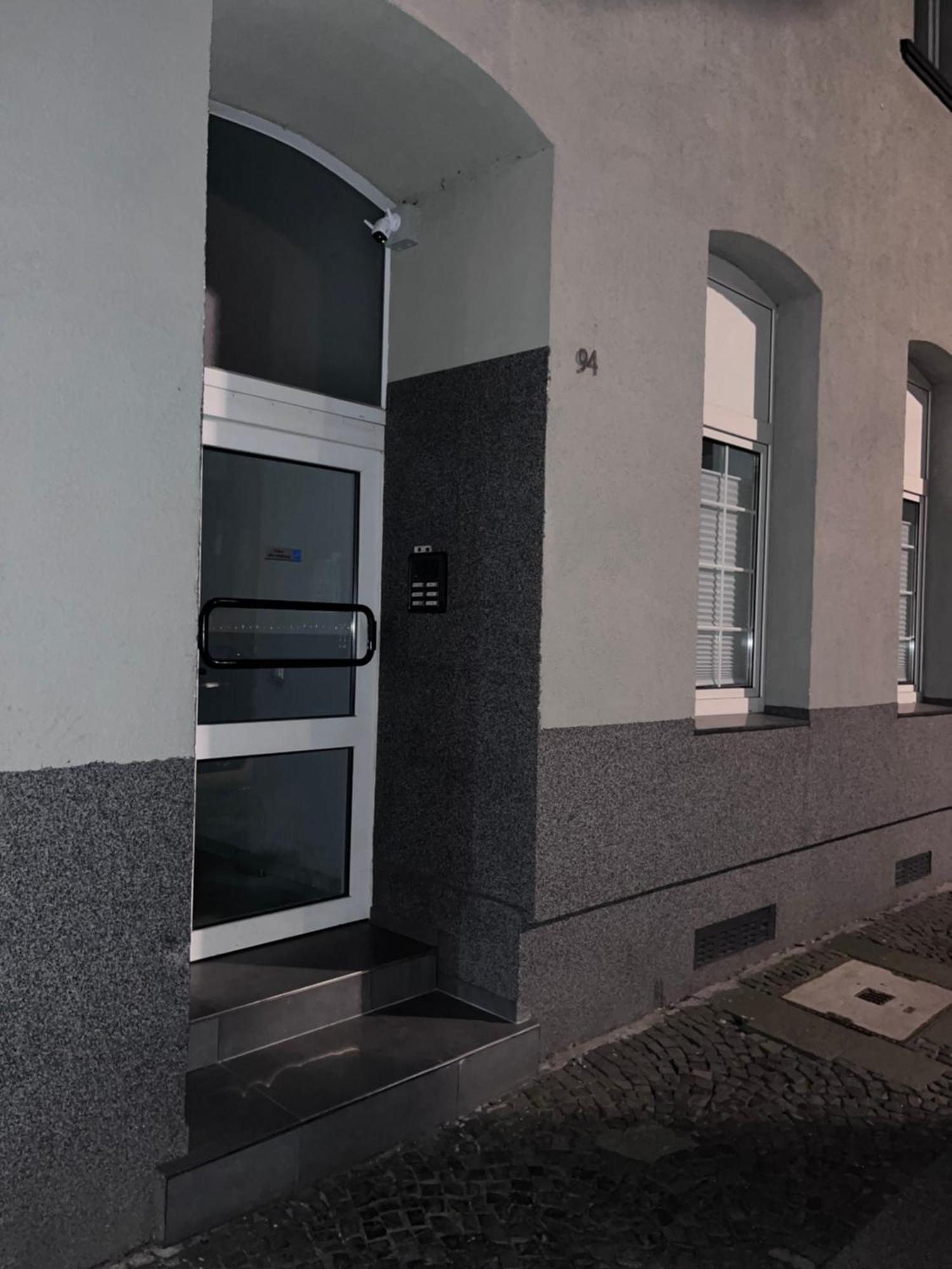 Appartment Miami , Naehe Duesseldorf ,Messe ,Hbf ,City, Wifi, Helios Hospital Krefeld Eksteriør billede